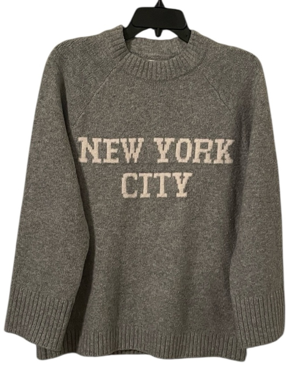 Abercrombie & Fitch Women's Gray White New York City Crewneck Sweater Size S‎